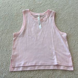 Lululemon train to be tank